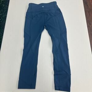 Lululemon Blue leggings with pockets size 4
